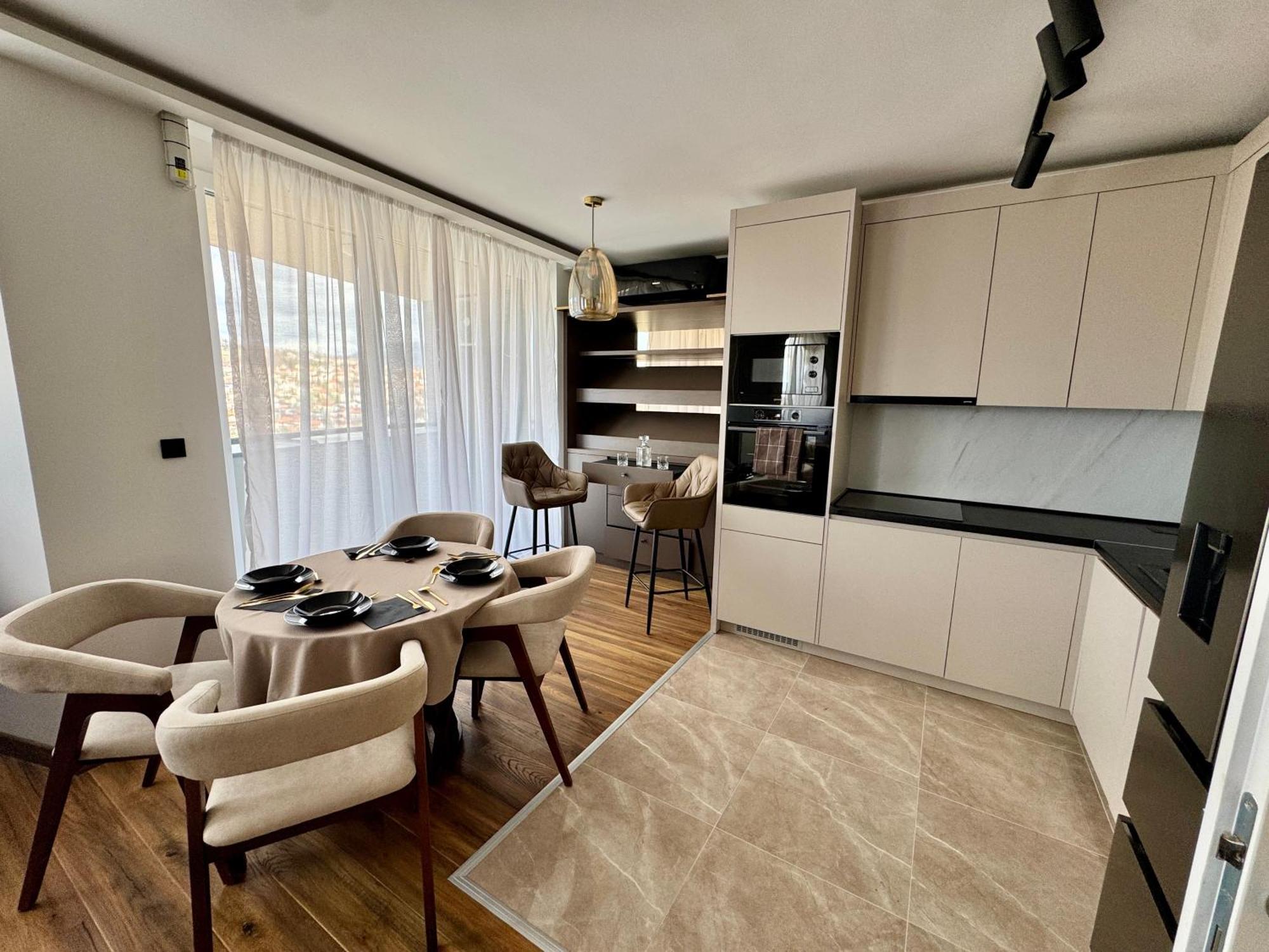 Luxury Tower-free Garage * Sarajevo