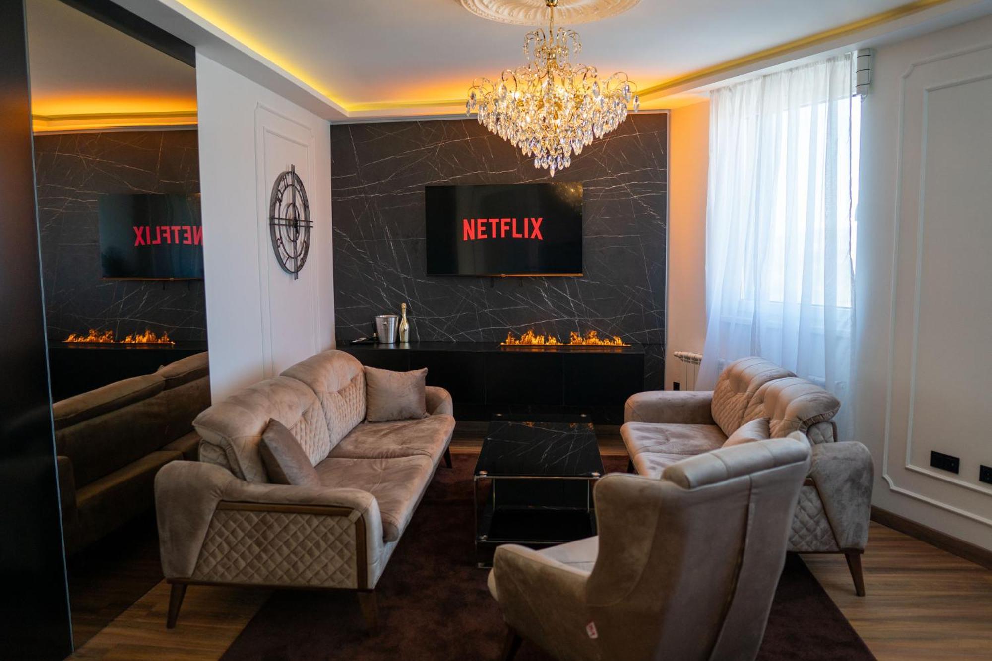 Apartment Luxury Tower-free Garage Sarajevo